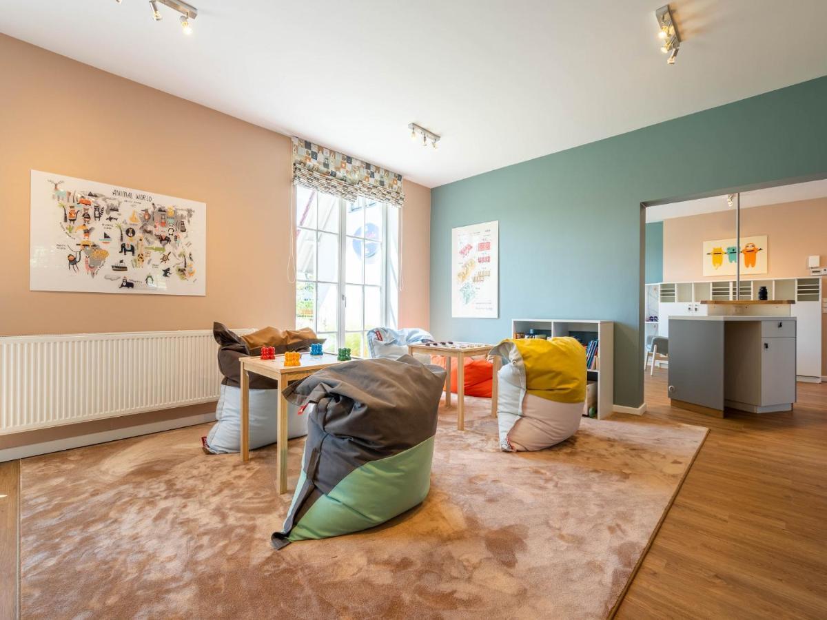 Reetland am Meer - Luxus Reetdachvilla mit 3 Schlafzimmern, Sauna und Kamin F18 Dranske Exterior foto